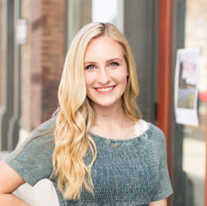 Meet your Posher, Abby rae